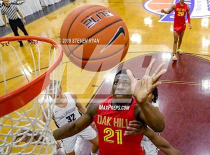 Thumbnail 2 in La Lumiere vs. Oak Hill Academy (GEICO National Tournament Semifinal) photogallery.