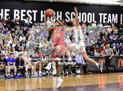 Thumbnail 1 in La Lumiere vs. Oak Hill Academy (GEICO National Tournament Semifinal) photogallery.
