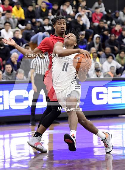 Thumbnail 2 in La Lumiere vs. Oak Hill Academy (GEICO National Tournament Semifinal) photogallery.