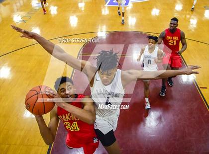 Thumbnail 3 in La Lumiere vs. Oak Hill Academy (GEICO National Tournament Semifinal) photogallery.