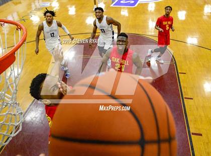 Thumbnail 1 in La Lumiere vs. Oak Hill Academy (GEICO National Tournament Semifinal) photogallery.
