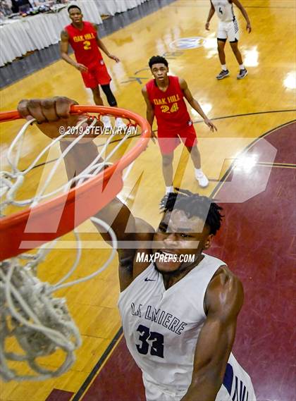 Thumbnail 3 in La Lumiere vs. Oak Hill Academy (GEICO National Tournament Semifinal) photogallery.
