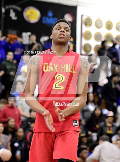 Thumbnail 2 in La Lumiere vs. Oak Hill Academy (GEICO National Tournament Semifinal) photogallery.