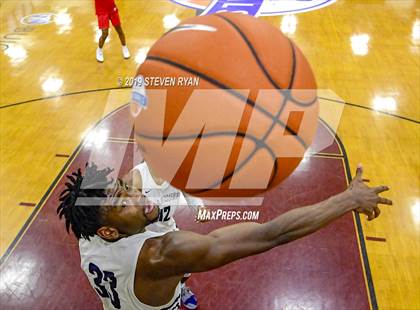 Thumbnail 1 in La Lumiere vs. Oak Hill Academy (GEICO National Tournament Semifinal) photogallery.