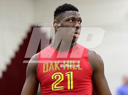 Thumbnail 3 in La Lumiere vs. Oak Hill Academy (GEICO National Tournament Semifinal) photogallery.