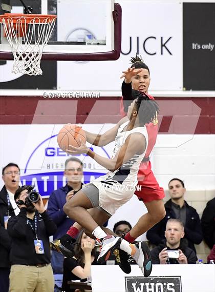 Thumbnail 2 in La Lumiere vs. Oak Hill Academy (GEICO National Tournament Semifinal) photogallery.