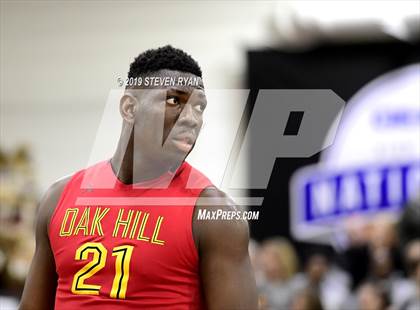 Thumbnail 2 in La Lumiere vs. Oak Hill Academy (GEICO National Tournament Semifinal) photogallery.