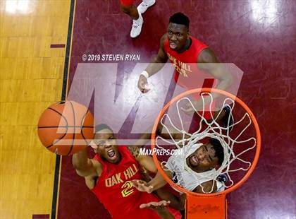 Thumbnail 3 in La Lumiere vs. Oak Hill Academy (GEICO National Tournament Semifinal) photogallery.