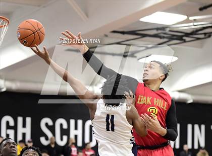 Thumbnail 3 in La Lumiere vs. Oak Hill Academy (GEICO National Tournament Semifinal) photogallery.