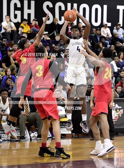 Thumbnail 3 in La Lumiere vs. Oak Hill Academy (GEICO National Tournament Semifinal) photogallery.