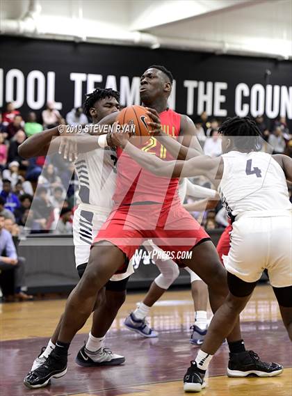 Thumbnail 3 in La Lumiere vs. Oak Hill Academy (GEICO National Tournament Semifinal) photogallery.