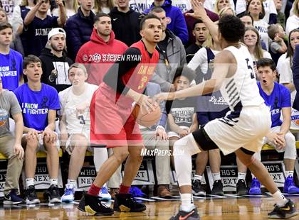 Thumbnail 3 in La Lumiere vs. Oak Hill Academy (GEICO National Tournament Semifinal) photogallery.