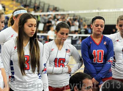 Thumbnail 2 in Granite Bay vs. Los Alamitos (CIF State D1 Final) photogallery.