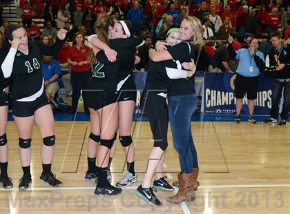 Thumbnail 3 in Granite Bay vs. Los Alamitos (CIF State D1 Final) photogallery.