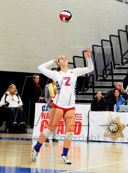 Thumbnail 1 in Granite Bay vs. Los Alamitos (CIF State D1 Final) photogallery.