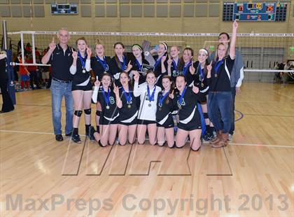 Thumbnail 2 in Granite Bay vs. Los Alamitos (CIF State D1 Final) photogallery.