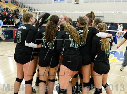 Thumbnail 1 in Granite Bay vs. Los Alamitos (CIF State D1 Final) photogallery.