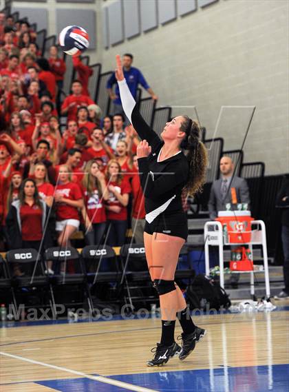 Thumbnail 2 in Granite Bay vs. Los Alamitos (CIF State D1 Final) photogallery.