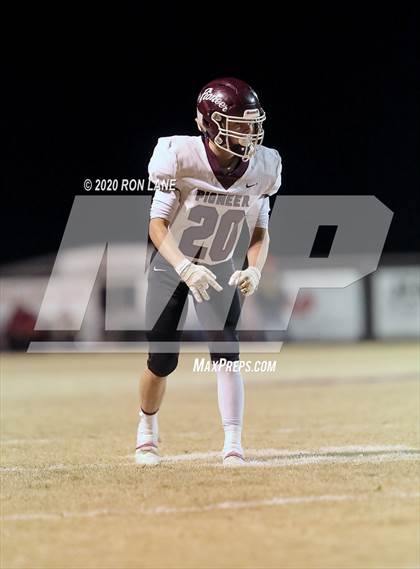 Thumbnail 3 in Pioneer-Pleasant Vale @ Velma-Alma (OSSAA Class B - Quarterfinal Playoff) photogallery.
