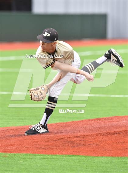 Thumbnail 2 in Gunter vs Palmer (UIL 3A Region 2 Area Playoff) photogallery.
