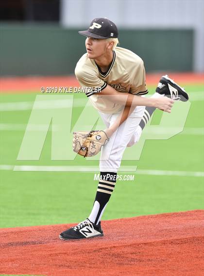 Thumbnail 1 in Gunter vs Palmer (UIL 3A Region 2 Area Playoff) photogallery.