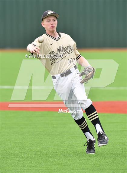 Thumbnail 3 in Gunter vs Palmer (UIL 3A Region 2 Area Playoff) photogallery.