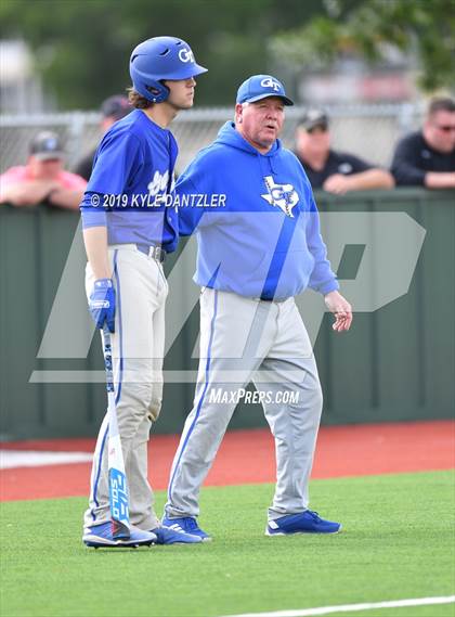 Thumbnail 1 in Gunter vs Palmer (UIL 3A Region 2 Area Playoff) photogallery.