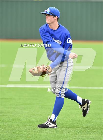 Thumbnail 1 in Gunter vs Palmer (UIL 3A Region 2 Area Playoff) photogallery.