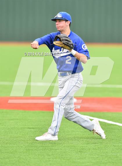 Thumbnail 1 in Gunter vs Palmer (UIL 3A Region 2 Area Playoff) photogallery.