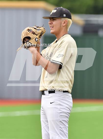 Thumbnail 1 in Gunter vs Palmer (UIL 3A Region 2 Area Playoff) photogallery.