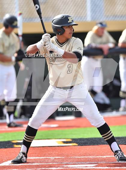 Thumbnail 3 in Gunter vs Palmer (UIL 3A Region 2 Area Playoff) photogallery.