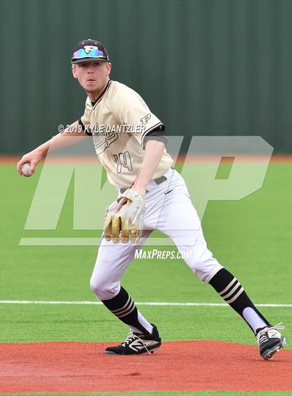 Thumbnail 1 in Gunter vs Palmer (UIL 3A Region 2 Area Playoff) photogallery.