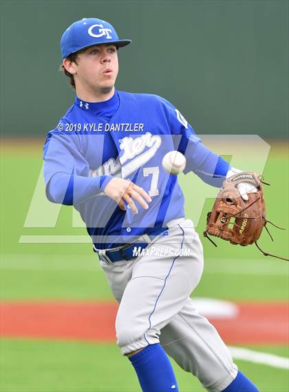 Thumbnail 1 in Gunter vs Palmer (UIL 3A Region 2 Area Playoff) photogallery.