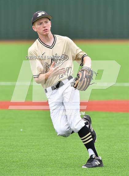 Thumbnail 2 in Gunter vs Palmer (UIL 3A Region 2 Area Playoff) photogallery.