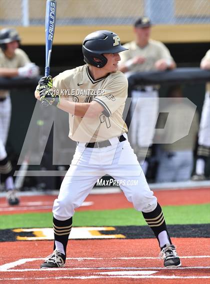 Thumbnail 2 in Gunter vs Palmer (UIL 3A Region 2 Area Playoff) photogallery.