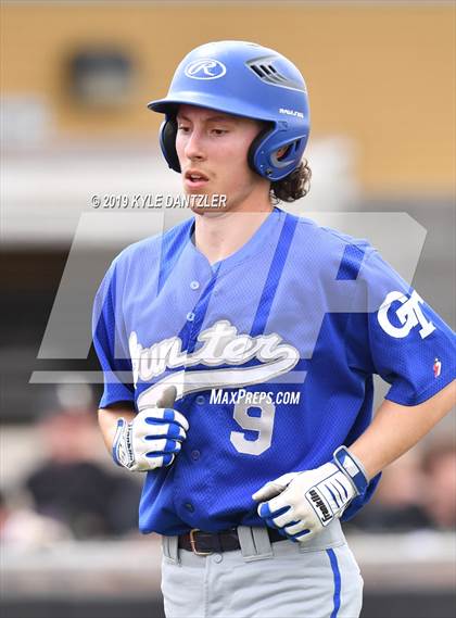 Thumbnail 2 in Gunter vs Palmer (UIL 3A Region 2 Area Playoff) photogallery.