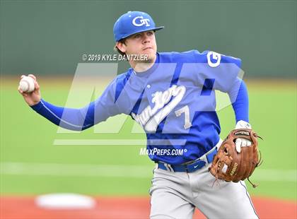 Thumbnail 3 in Gunter vs Palmer (UIL 3A Region 2 Area Playoff) photogallery.