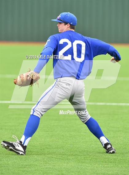 Thumbnail 1 in Gunter vs Palmer (UIL 3A Region 2 Area Playoff) photogallery.