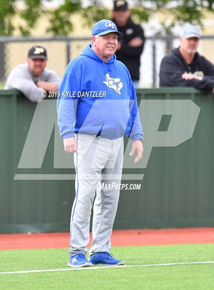 Thumbnail 3 in Gunter vs Palmer (UIL 3A Region 2 Area Playoff) photogallery.