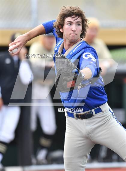Thumbnail 3 in Gunter vs Palmer (UIL 3A Region 2 Area Playoff) photogallery.