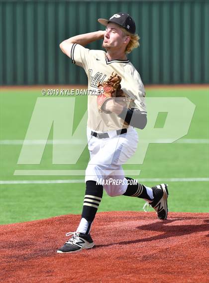 Thumbnail 1 in Gunter vs Palmer (UIL 3A Region 2 Area Playoff) photogallery.
