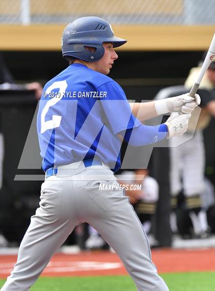 Thumbnail 1 in Gunter vs Palmer (UIL 3A Region 2 Area Playoff) photogallery.