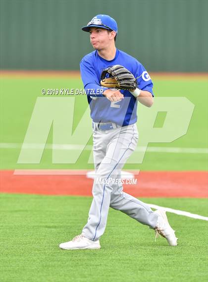 Thumbnail 2 in Gunter vs Palmer (UIL 3A Region 2 Area Playoff) photogallery.