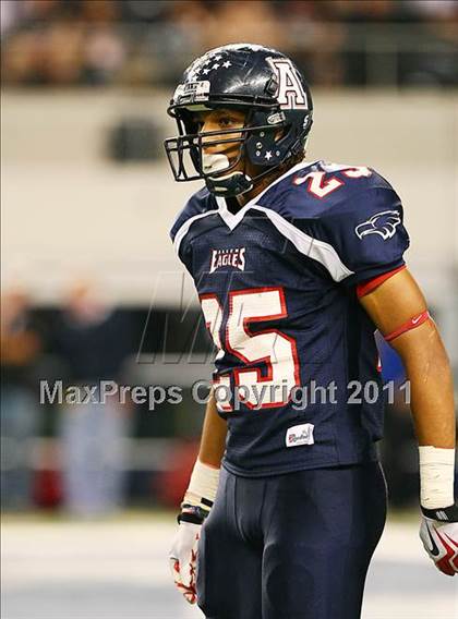Thumbnail 3 in Allen vs. Trinity (5A Division 1 Region 1 Area Playoffs) photogallery.