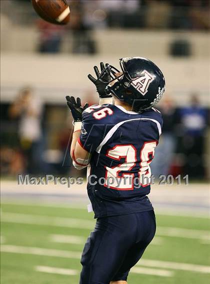 Thumbnail 3 in Allen vs. Trinity (5A Division 1 Region 1 Area Playoffs) photogallery.