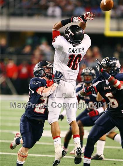 Thumbnail 3 in Allen vs. Trinity (5A Division 1 Region 1 Area Playoffs) photogallery.