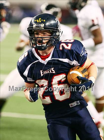 Thumbnail 2 in Allen vs. Trinity (5A Division 1 Region 1 Area Playoffs) photogallery.