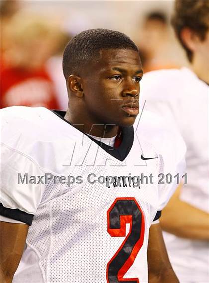 Thumbnail 1 in Allen vs. Trinity (5A Division 1 Region 1 Area Playoffs) photogallery.