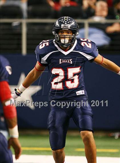 Thumbnail 1 in Allen vs. Trinity (5A Division 1 Region 1 Area Playoffs) photogallery.