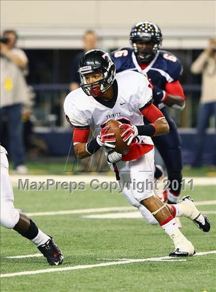 Thumbnail 1 in Allen vs. Trinity (5A Division 1 Region 1 Area Playoffs) photogallery.